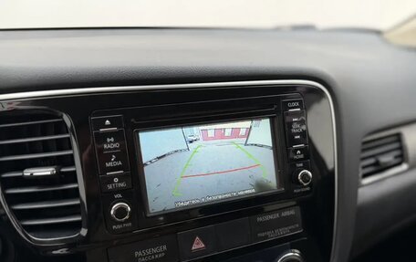 Mitsubishi Outlander III рестайлинг 3, 2013 год, 1 420 000 рублей, 18 фотография