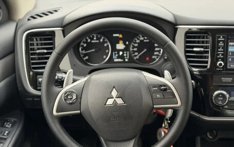 Mitsubishi Outlander III рестайлинг 3, 2013 год, 1 420 000 рублей, 21 фотография
