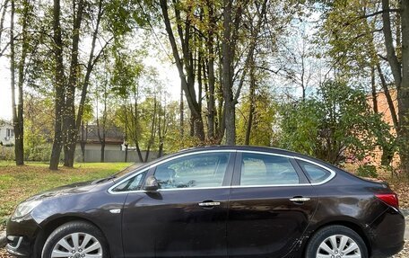 Opel Astra J, 2013 год, 800 000 рублей, 4 фотография