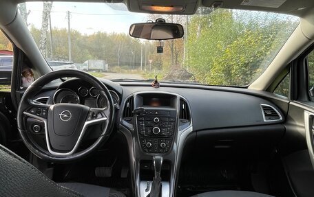 Opel Astra J, 2013 год, 800 000 рублей, 8 фотография