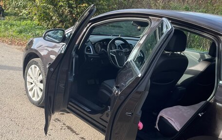 Opel Astra J, 2013 год, 800 000 рублей, 10 фотография