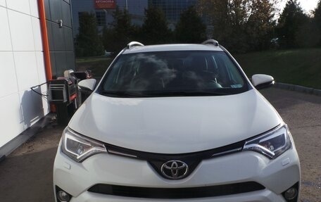 Toyota RAV4, 2017 год, 1 950 000 рублей, 1 фотография