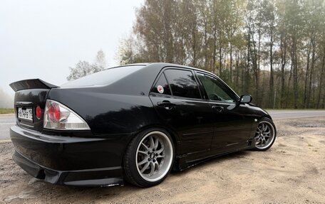 Toyota Altezza, 1998 год, 750 000 рублей, 4 фотография