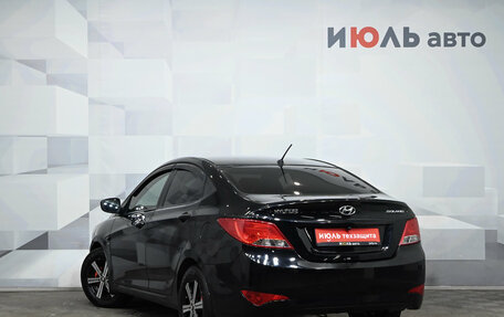 Hyundai Solaris II рестайлинг, 2015 год, 1 100 000 рублей, 7 фотография