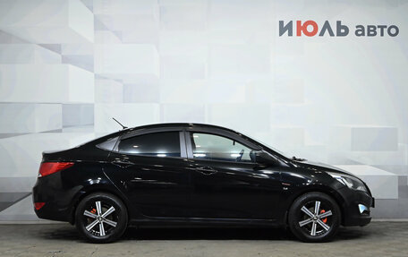 Hyundai Solaris II рестайлинг, 2015 год, 1 100 000 рублей, 9 фотография