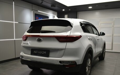 KIA Sportage IV рестайлинг, 2018 год, 1 877 000 рублей, 4 фотография