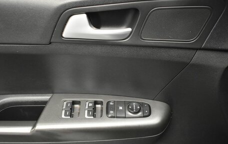 KIA Sportage IV рестайлинг, 2018 год, 1 877 000 рублей, 22 фотография