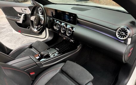 Mercedes-Benz CLA, 2020 год, 2 990 000 рублей, 25 фотография