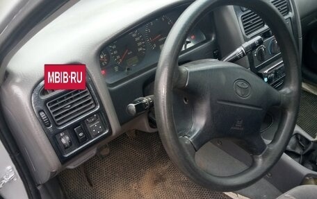 Toyota Avensis III рестайлинг, 1998 год, 270 000 рублей, 8 фотография