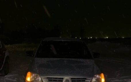 Renault Logan I, 2006 год, 300 000 рублей, 3 фотография