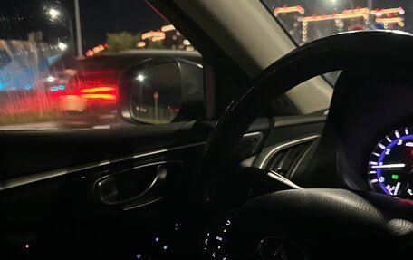 Infiniti Q50 I рестайлинг, 2014 год, 1 675 000 рублей, 14 фотография