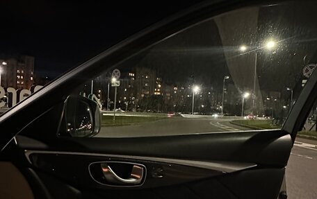 Infiniti Q50 I рестайлинг, 2014 год, 1 675 000 рублей, 18 фотография