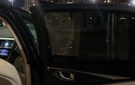 Infiniti Q50 I рестайлинг, 2014 год, 1 675 000 рублей, 19 фотография