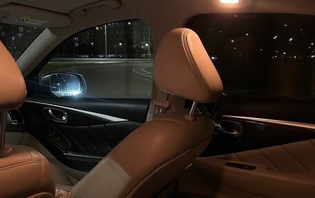 Infiniti Q50 I рестайлинг, 2014 год, 1 675 000 рублей, 23 фотография