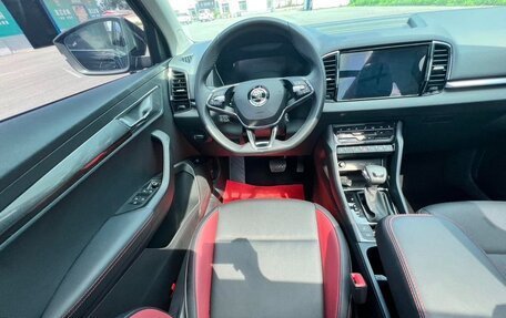 Skoda Karoq I, 2023 год, 2 050 000 рублей, 8 фотография