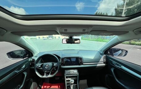 Skoda Karoq I, 2023 год, 2 050 000 рублей, 10 фотография
