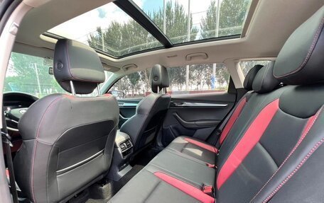 Skoda Karoq I, 2023 год, 2 050 000 рублей, 17 фотография
