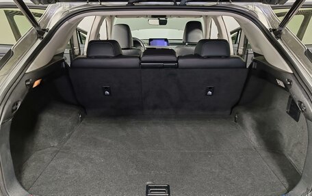 Lexus RX IV рестайлинг, 2018 год, 4 290 000 рублей, 9 фотография