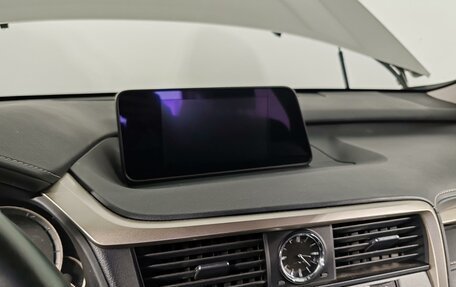 Lexus RX IV рестайлинг, 2018 год, 4 290 000 рублей, 15 фотография