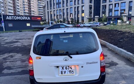 Toyota Probox I, 2015 год, 750 000 рублей, 2 фотография