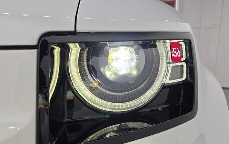 Land Rover Defender II, 2025 год, 10 800 000 рублей, 15 фотография