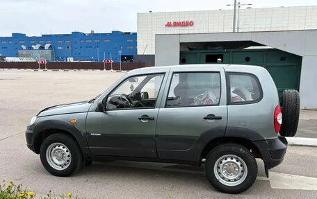 Chevrolet Niva I рестайлинг, 2010 год, 300 000 рублей, 8 фотография