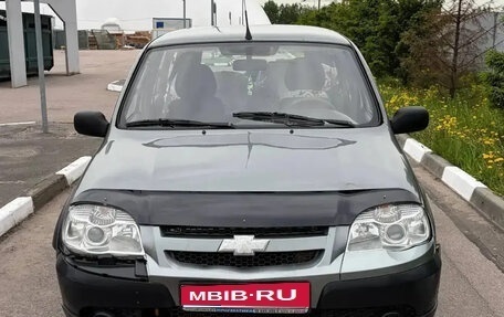 Chevrolet Niva I рестайлинг, 2010 год, 300 000 рублей, 1 фотография