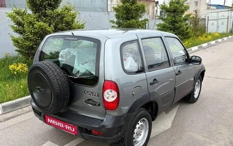 Chevrolet Niva I рестайлинг, 2010 год, 300 000 рублей, 6 фотография