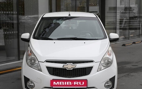 Chevrolet Spark III, 2012 год, 598 000 рублей, 2 фотография