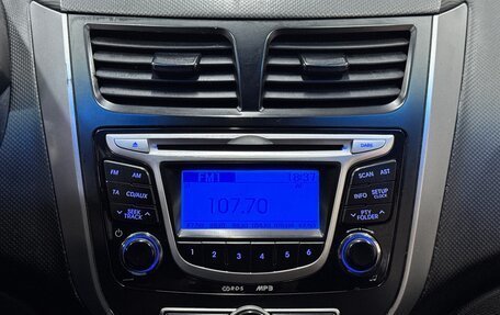 Hyundai Solaris II рестайлинг, 2014 год, 650 000 рублей, 14 фотография