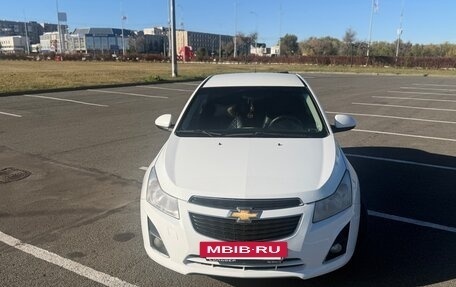 Chevrolet Cruze II, 2013 год, 690 000 рублей, 3 фотография