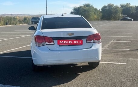 Chevrolet Cruze II, 2013 год, 690 000 рублей, 7 фотография