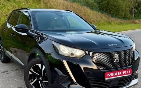 Peugeot 2008 II, 2023 год, 1 980 000 рублей, 1 фотография