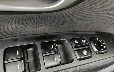 KIA Soul II рестайлинг, 2016 год, 1 350 000 рублей, 23 фотография