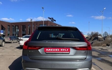 Volvo V90 Cross Country I рестайлинг, 2020 год, 3 400 000 рублей, 5 фотография