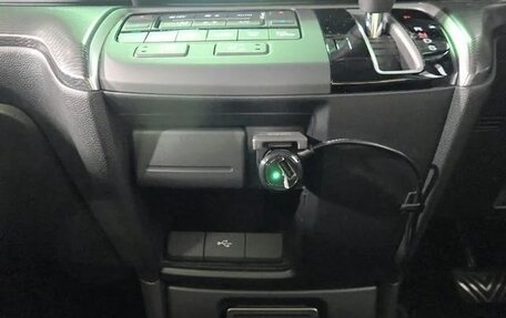 Honda Stepwgn, 2023 год, 2 088 008 рублей, 32 фотография