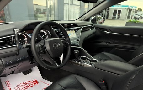 Toyota Camry, 2019 год, 2 830 000 рублей, 9 фотография
