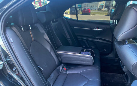 Toyota Camry, 2023 год, 3 550 000 рублей, 12 фотография