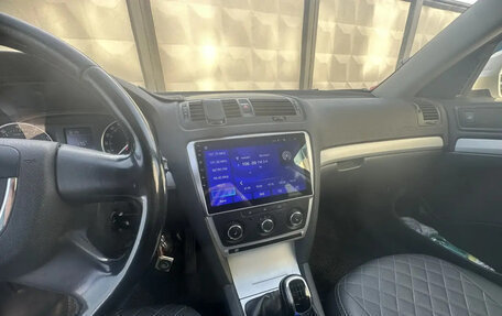 Skoda Octavia, 2011 год, 1 000 000 рублей, 12 фотография