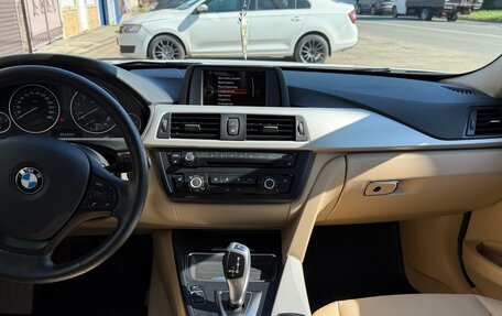 BMW 3 серия, 2015 год, 2 000 000 рублей, 10 фотография