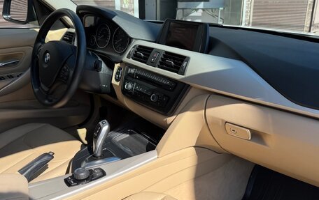 BMW 3 серия, 2015 год, 2 000 000 рублей, 11 фотография