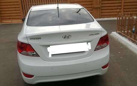 Hyundai Solaris II рестайлинг, 2013 год, 900 000 рублей, 5 фотография