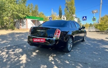 Chrysler 300C II, 2012 год, 1 650 000 рублей, 3 фотография