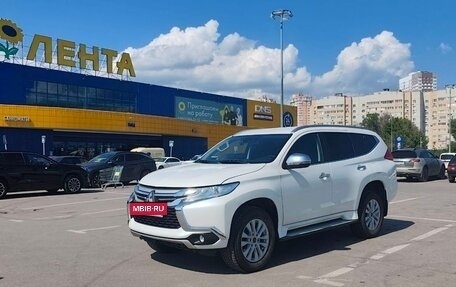 Mitsubishi Pajero Sport III рестайлинг, 2019 год, 2 100 000 рублей, 2 фотография