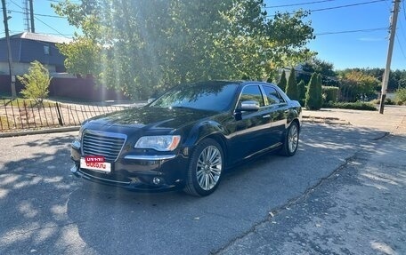 Chrysler 300C II, 2012 год, 1 650 000 рублей, 19 фотография