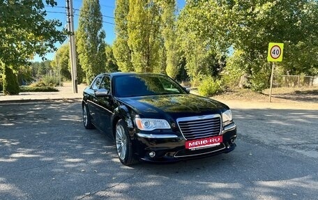 Chrysler 300C II, 2012 год, 1 650 000 рублей, 17 фотография