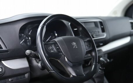 Peugeot Traveller I, 2020 год, 2 590 000 рублей, 11 фотография