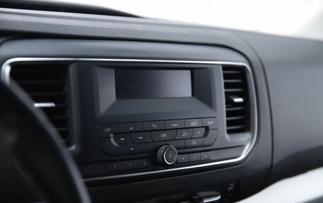 Peugeot Traveller I, 2020 год, 2 590 000 рублей, 14 фотография