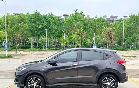 Honda Vezel, 2020 год, 1 590 000 рублей, 7 фотография