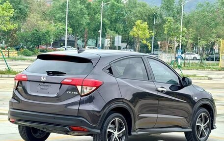 Honda Vezel, 2020 год, 1 590 000 рублей, 4 фотография